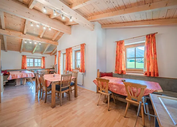 Dom wakacyjny Hotter 18 *